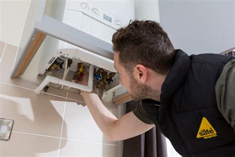 gas safe engineer to remove cooker